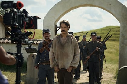 Cien años de soledad. Por primera vez se adapta el clásico de Gabriel García Márquez. El detrás de cómo se llegó a la adaptación. Entrevista con las guionistas de la serie: Natalia Santa y Camila Brugés