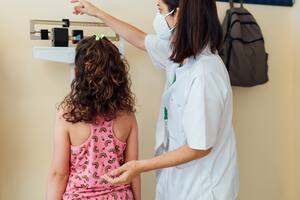 El insistente pedido de las familias con chicos que atraviesan una pubertad precoz