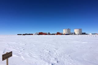 Científicos inauguran el primer depósito global de núcleos de hielo de montaña en la Antártida