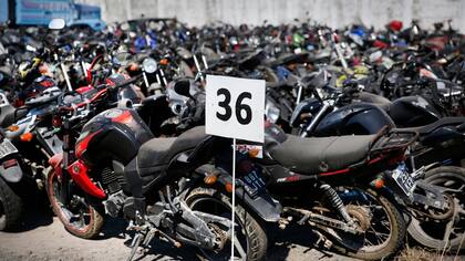 Cientos de motos retenidas por la justicia en el depósito de Villa Soldati