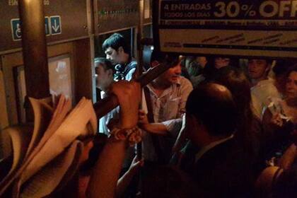 Cientos de  pasajeros del subte D quedaron atrapados en los vagones