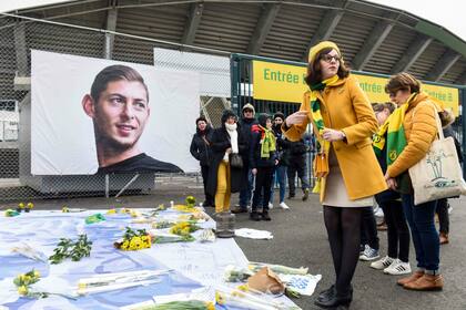 Emiliano Sala falleció al desplomarse la avioneta que lo trasladaba de Nantes a Cardiff
