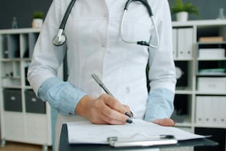 Los centros de salud de Los Ángeles que dejan de funcionar por el recorte de US$50 millones