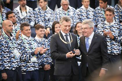 Cierre de los Juegos Olmpicos de la Juventud. Mauricio Macri recibió la orden de Oro .Olímpica