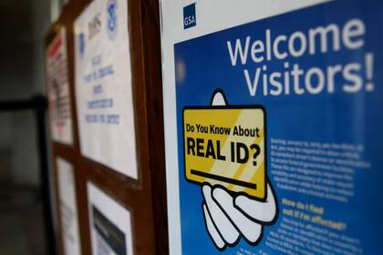 Ciertos documentos deben cumplir con la normativa vigente de Real ID