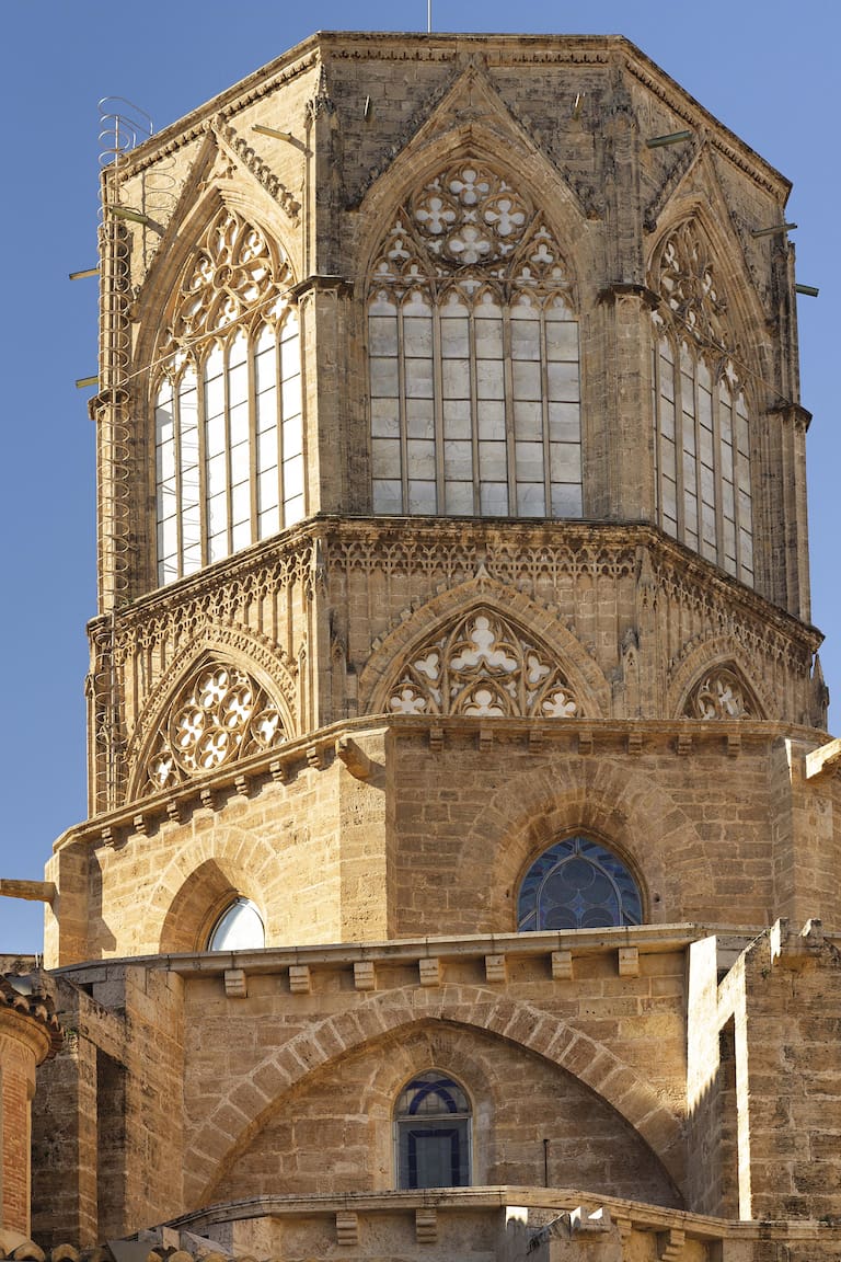 Cimborrio gótico octogonal de la catedral.