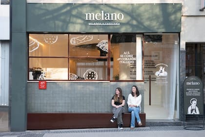 Cinco generaciones han estado al frente de Melano, en Córdoba