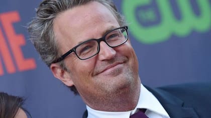 Cinco personas fueron acusadas de la muerte de Matthew Perry; entre ellos, una traficante a la que se la vincula con otro deceso en 2019