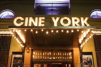 Cine York fue sede de los estrenos de los Estudios Lumiton, la primera productora de la cine sonoro de Argentina