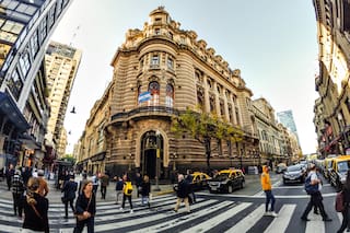 Las impensadas marcas que desembarcan en la peatonal que fue ícono de los 90