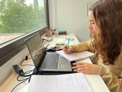 Clara Benhardt está en primero año de la Licenciatura en Ciencias del Comportamiento, en la Universidad de San Andrés