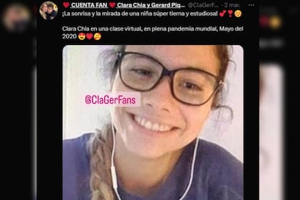 Clara Chía durante una clase virtual (Captura Twitter)