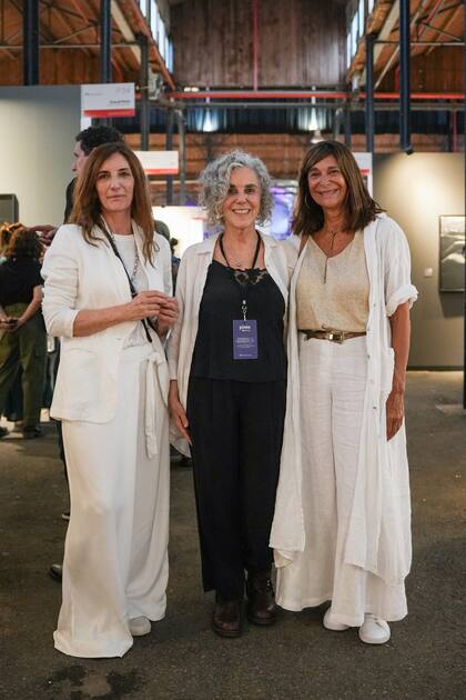 Clara de la Torre, Ana Miró y Mariana de la Torre