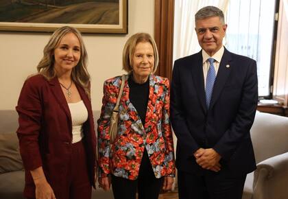 Clara Muzzio, Ins Weinberg y Jorge Macri, este lunes en la Legislatura