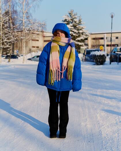 Clara Paasimaki, estudiante de secundaria en el Karleby Svenska Gymnasium, en Kokkola, Finlandia, el 22 de febrero de 2023.