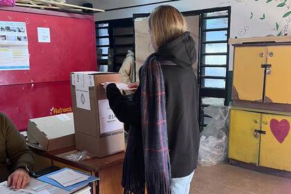 Clara votó por primera vez en Rincón de Milberg, Tigre