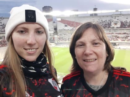 Clarisa Zylberman, de 54 años, y su hija Johanna Furvasser, de 27.