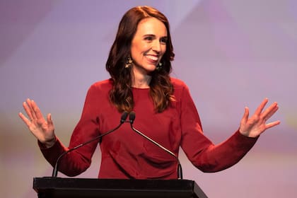 La premier Jacinda Ardern fue elogiada por su estrategia para enfrentar la pandemia