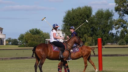 Clases de polo en la estancia Puesto Viejo