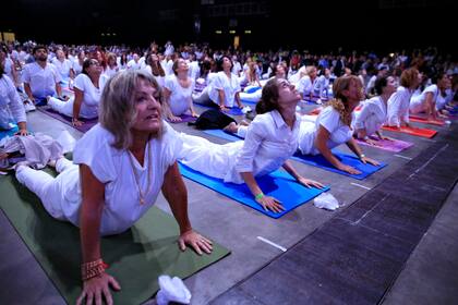 Clases de yoga en la previa de la llegada del primer ministro de India, Narendra Modi 