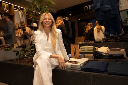 Clauda Fontán, amiga de la casa, participó de la celebración.