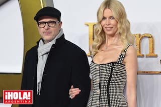 Claudia Schiffer reapareció espectacular con su marido en el estreno de su último film
