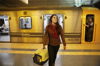 Claudia Romero Guzmán viaja con Tibau cada vez que puede