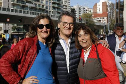 Claudio Avruj, secretario de derechos humanos, en la marcha del "Sí se puede"