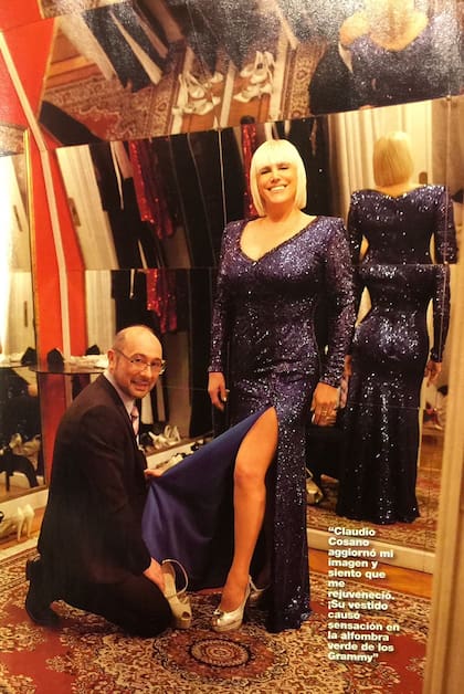 Claudio Cosano con Valeria Lynch luciendo el vestido que exhibió en los Grammy