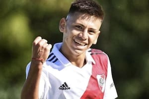 La joya de River de gambetas virales que no debutó en primera y ya vale 25 millones de euros