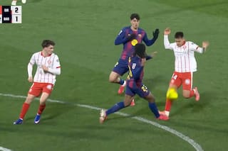 Barcelona perdió la punta en España: la polémica por una acción del Diablito Echeverri y el penal fallado por Yamal