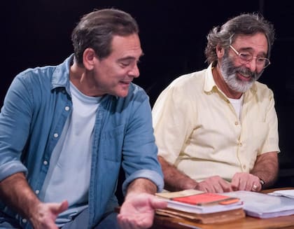 Claudio Gallardou encarna en Clase póstuma a un muy exigente profesor de teatro