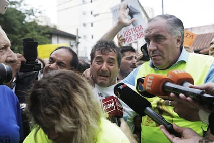 Claudio Rodríguez, el padre de Zaira, encabezó la marcha