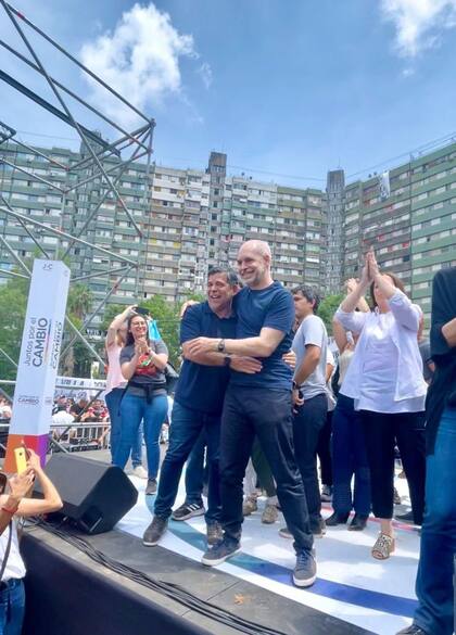Claudio Romero, con Horacio Rodríguez Larreta, durante la campaña 2023