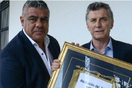 Claudio Tapia, presidente de la AFA, y Mauricio Macri, expresidente de la Nación y de Boca, que buscó en su momento impulsar las SAD en el fútbol argentino