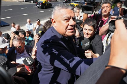 Claudio Tapia, presidente de la Asociación del Fútbol Argentino, comparece ante los tribunales para responder a una denuncia del fisco de Argentina