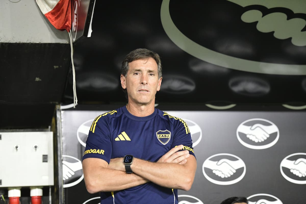 Úbeda falou sobre os erros do Boca, ficou feliz com as crianças e preocupado com as lesões.