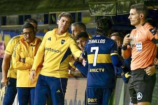 A pocos días de la pretemporada, Boca no confirma ni descarta a Ubeda ni a Hinestroza, que ya causa polémica