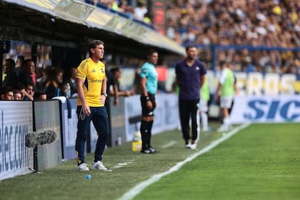 Claudio Úbeda y Gustavo Benítez, los entrenadores de Boca y Riestra respectivamente