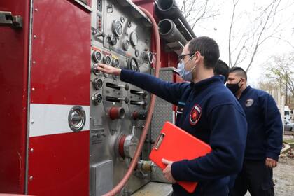 Clausuran un cuartel de bomberos "trucho" en Barracas