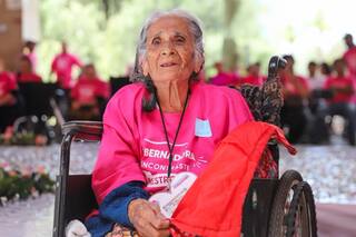 Tiene 101 años y 15 bisnietos: EE.UU. acaba de aprobarle la visa para ir a Nuevo México