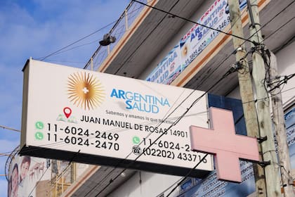 Clinica Argentina Salud en Gonzalez Catan clausurada