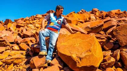 Clinton Walker, guía turístico indígena.