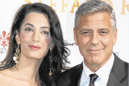 Clooney tiene 59 años y Amal Alamuddin, 42