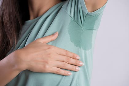 La hiperhidrosis puede estar presente tanto en el día como en la noche