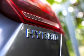 Cuánto puede ahorrar por año quien se anima a comprar un auto electrificado