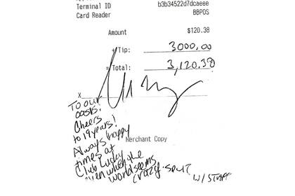 La pareja mantiene esta costumbre desde hace casi dos décadas (Instagram: @ClubLuckyChicago)