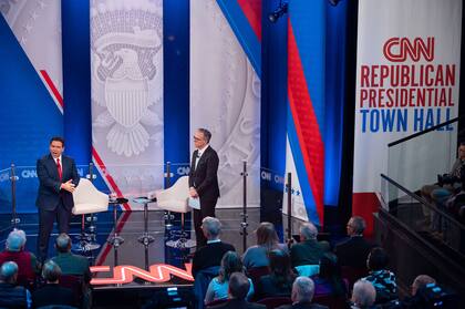 CNN Republican Presidential Town Hall estuvo moderado por Jake Tapper