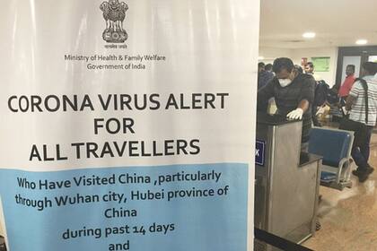 Kerala adoptó estrictas medidas de cuarentena para los viajeros que llegaban al estado.