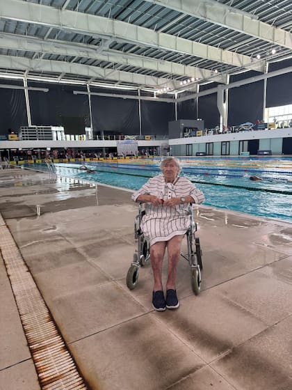 Coca Duarte, aún en silla de ruedas, siempre cerca de la natación, su gran pasión